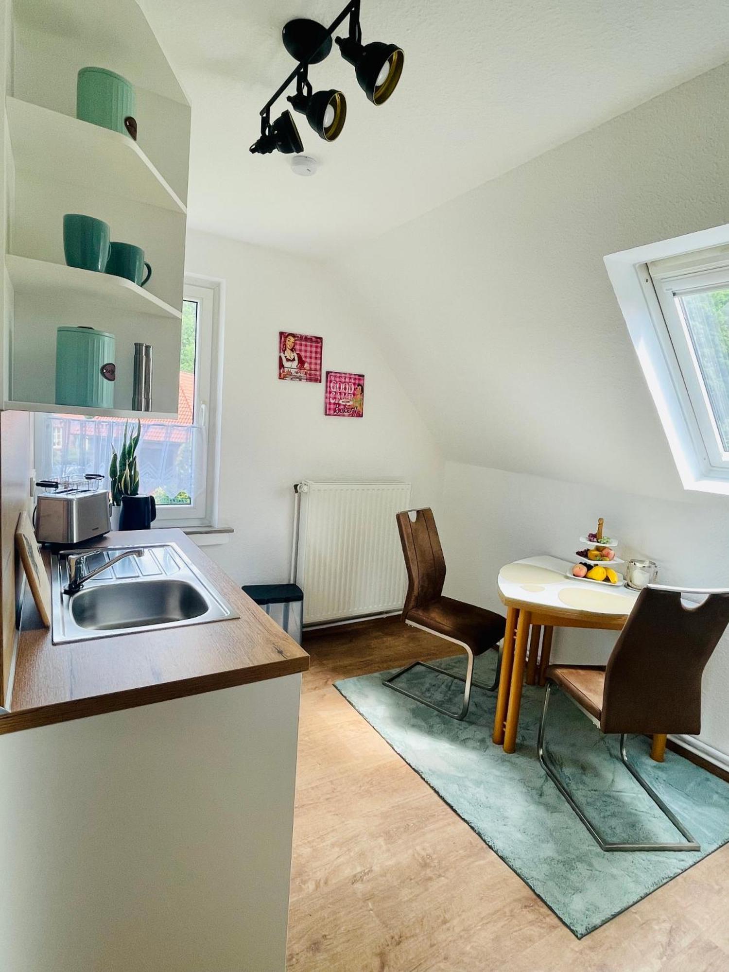 Stadtoase Am Julianenpark Leer Exteriör bild